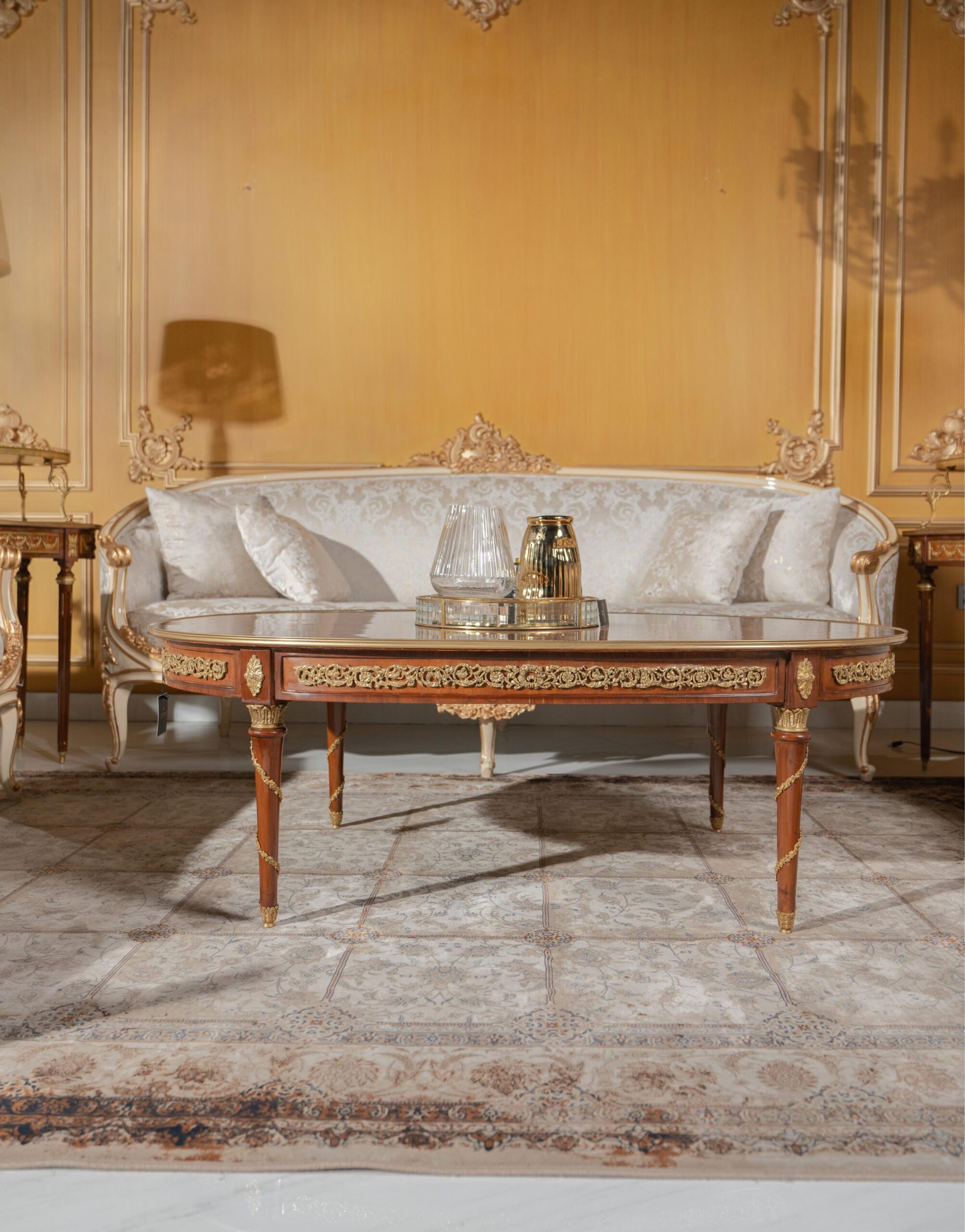 Ivory Epoque Settee - Image 4