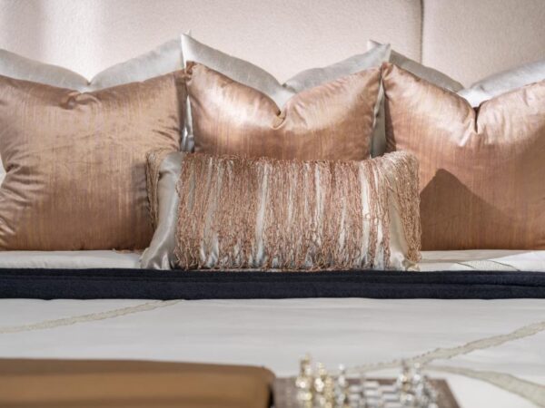 Rosewood Bed Set - Image 4