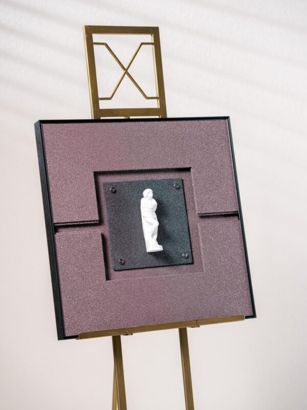 Mini Sculpture Frame