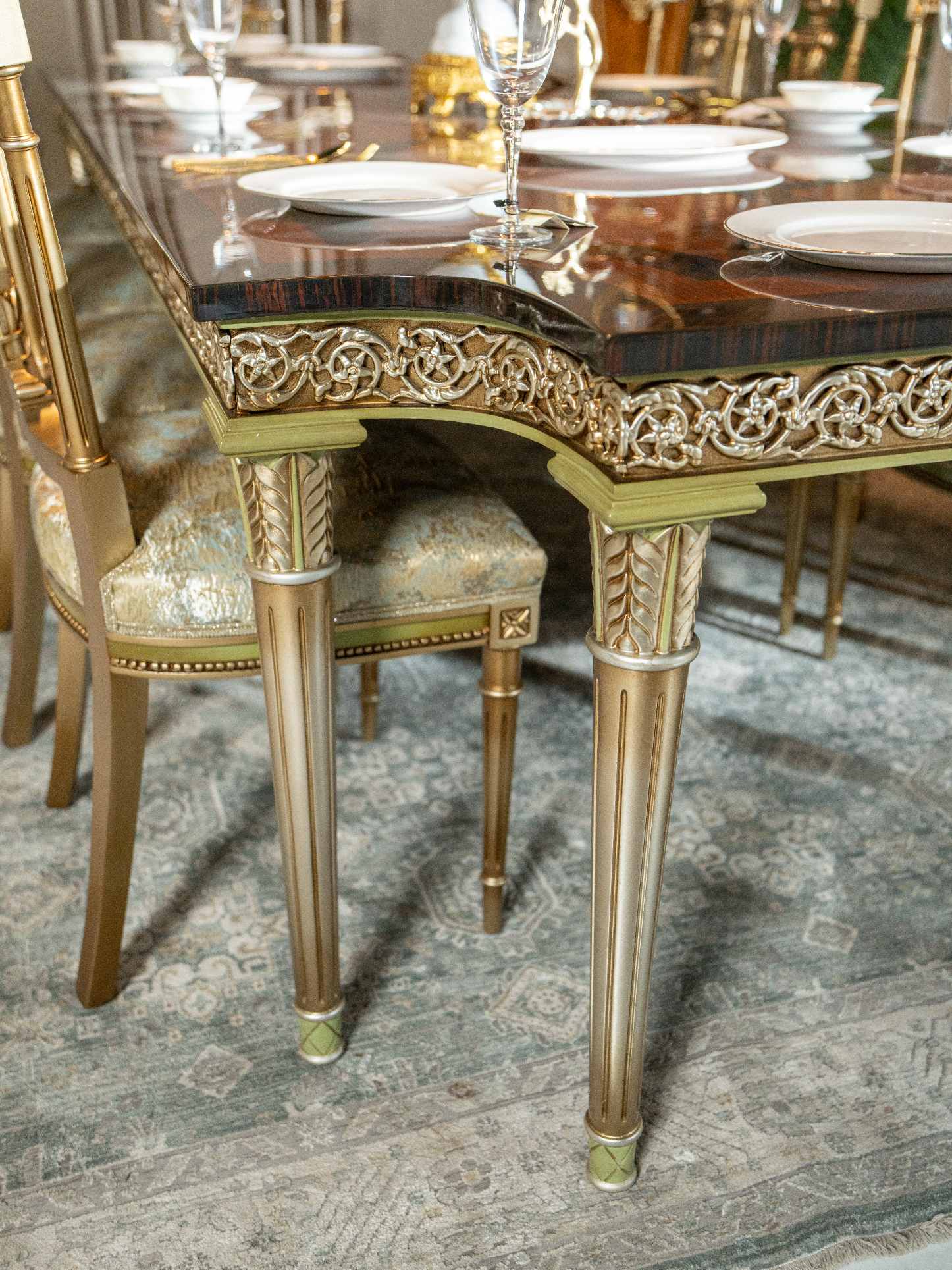 Majestic Royale Dining Ensemble - Image 7